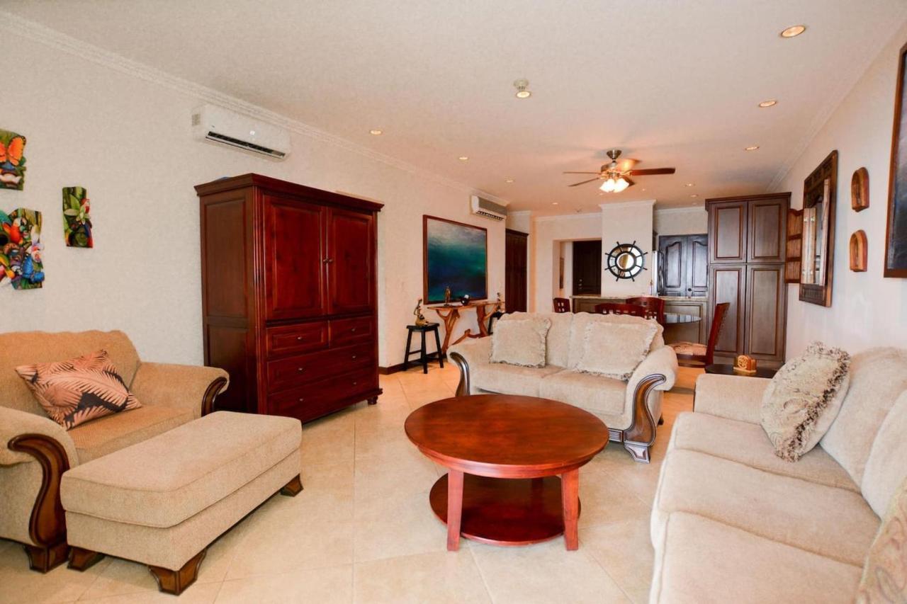 Exquisitely Decorated 5Th-Floor Aerie With Views Of Two Bays In Flamingo Villa Playa Flamingo Dış mekan fotoğraf